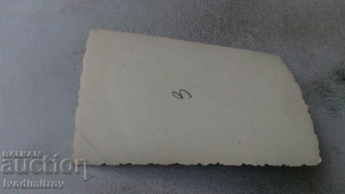 Φωτογραφία Αξιωματικοί και στρατιώτες στο λιβάδι με τιμή 0.85 BGN | € 0.43 Φωτογραφία Αξιωματικοί και στρατιώτες στο λιβάδι με τιμή 0.85 BGN | € 0.43