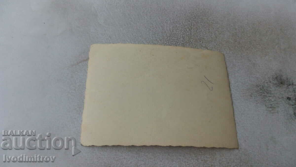 Photo Man women and children on a picnic with price 0.85 BGN | € 0.43 Photo Man women and children on a picnic with price 0.85 BGN | € 0.43