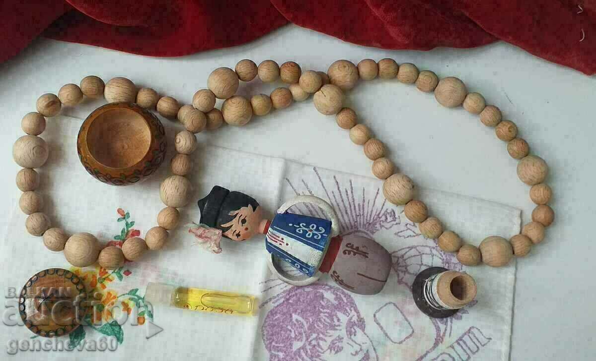 Auction Beautiful LOT Bulgarian souvenirs for March 8 Auction Beautiful LOT Bulgarian souvenirs for March 8