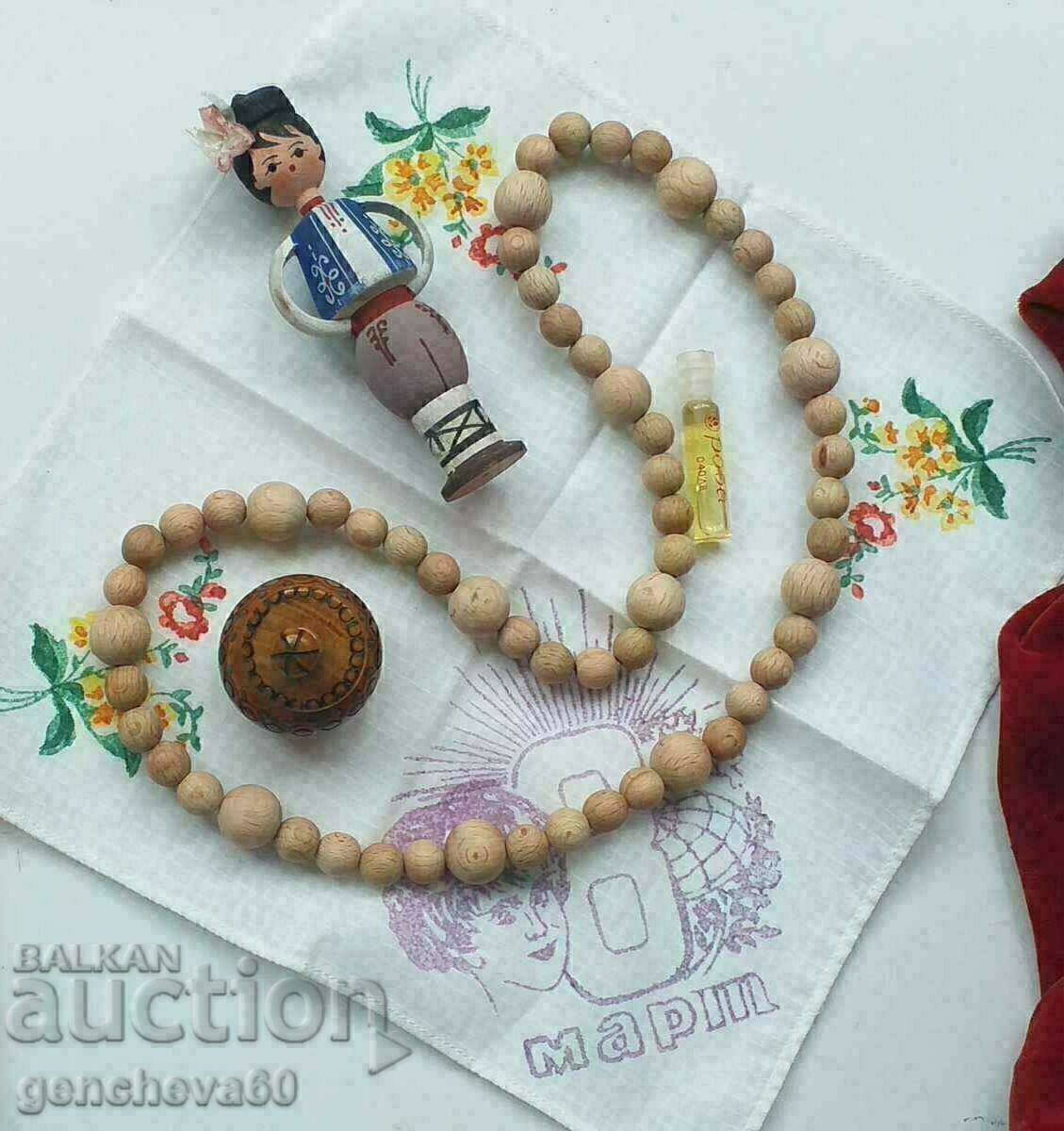 Delivery of Beautiful LOT Bulgarian souvenirs for March 8 Delivery of Beautiful LOT Bulgarian souvenirs for March 8