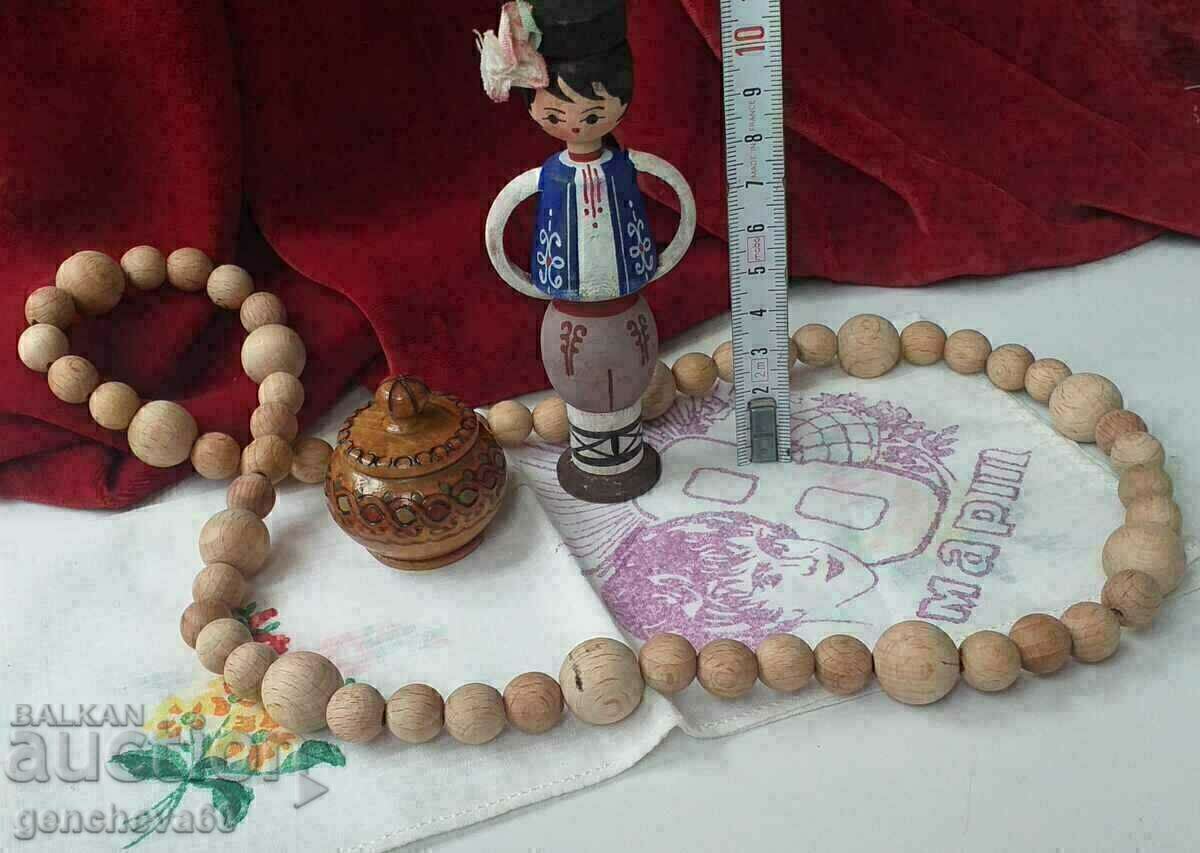 Beautiful LOT Bulgarian souvenirs for March 8 - 5 Beautiful LOT Bulgarian souvenirs for March 8 - 5