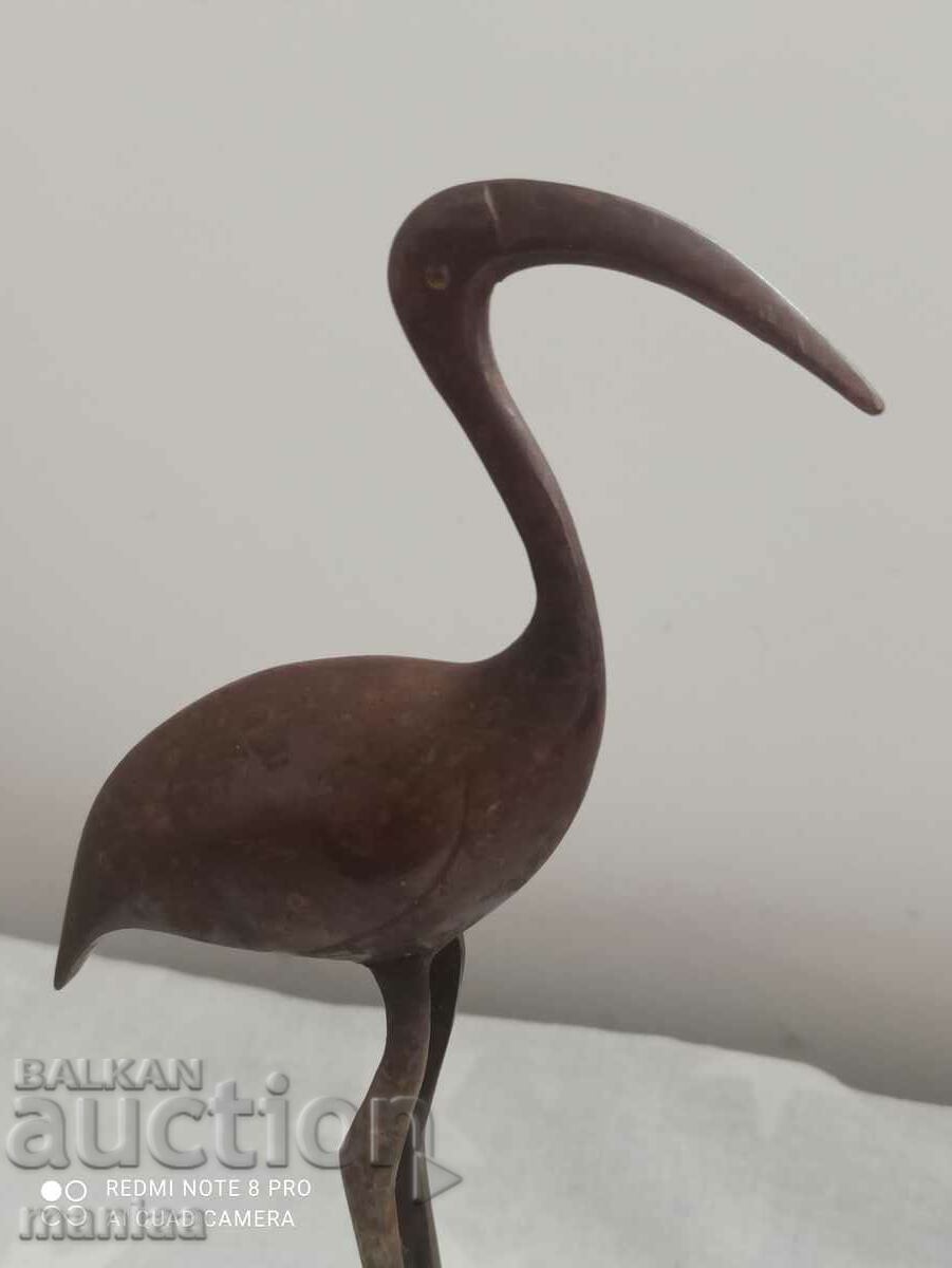 Auction Ancient bronze bird - Flamingo Auction Ancient bronze bird - Flamingo