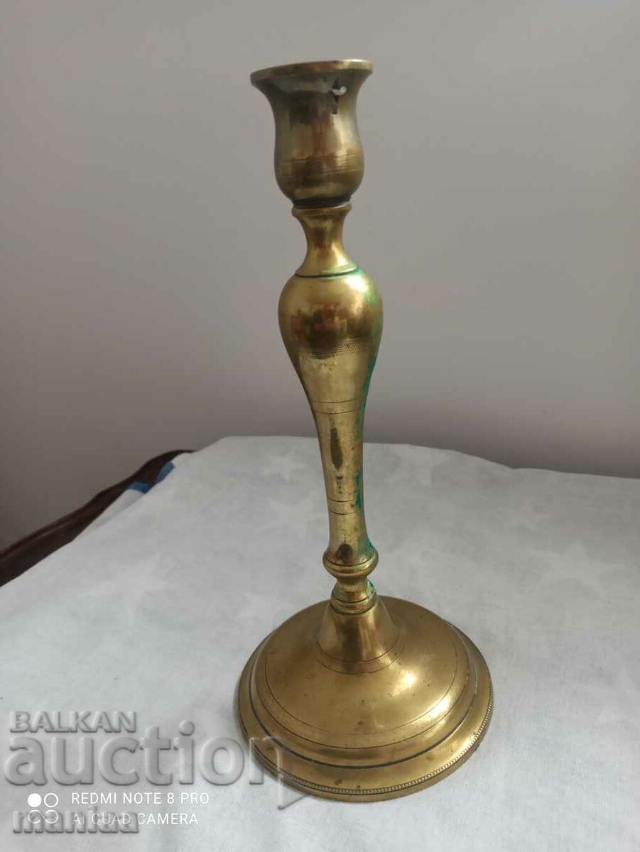 Old bronze candlestick with price 69.00 BGN | € 35.28 Old bronze candlestick with price 69.00 BGN | € 35.28
