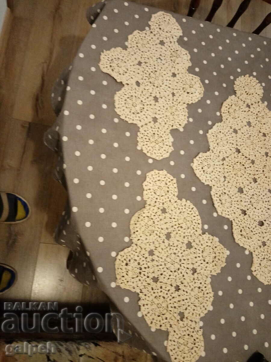 Licitație VERIFICA PE UN CÂRLIG - 3 buc. - 25 BGN Licitație VERIFICA PE UN CÂRLIG - 3 buc. - 25 BGN