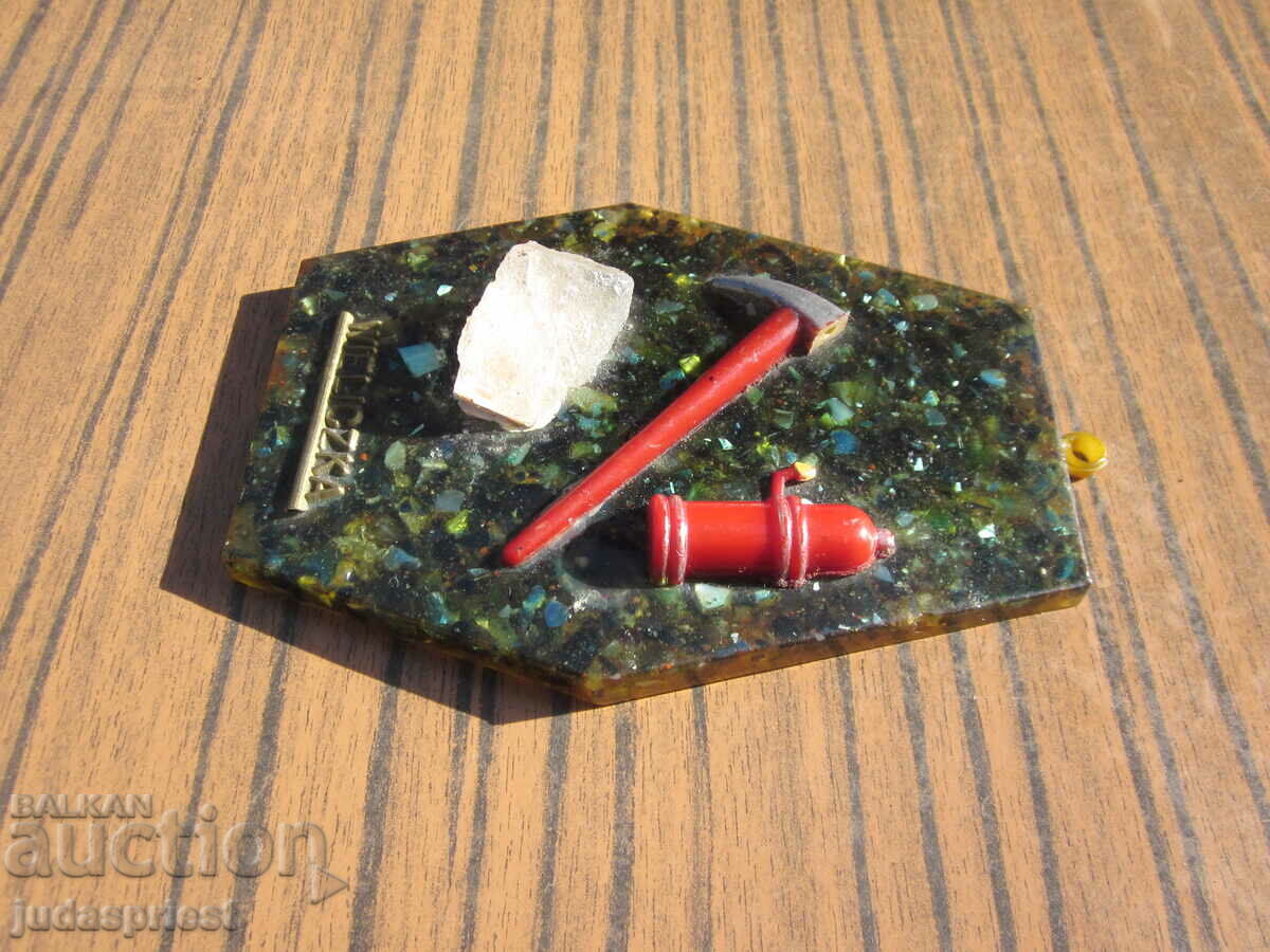 Delivery of old mining diorama a miner from the times of socialism Delivery of old mining diorama a miner from the times of socialism