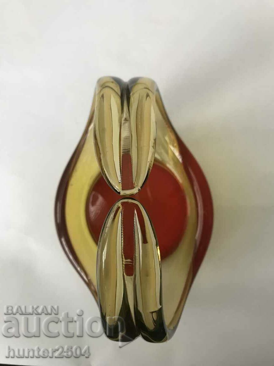 Auction Basket-colored glass Auction Basket-colored glass