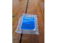 Tepi vechi Adidas, Adidas