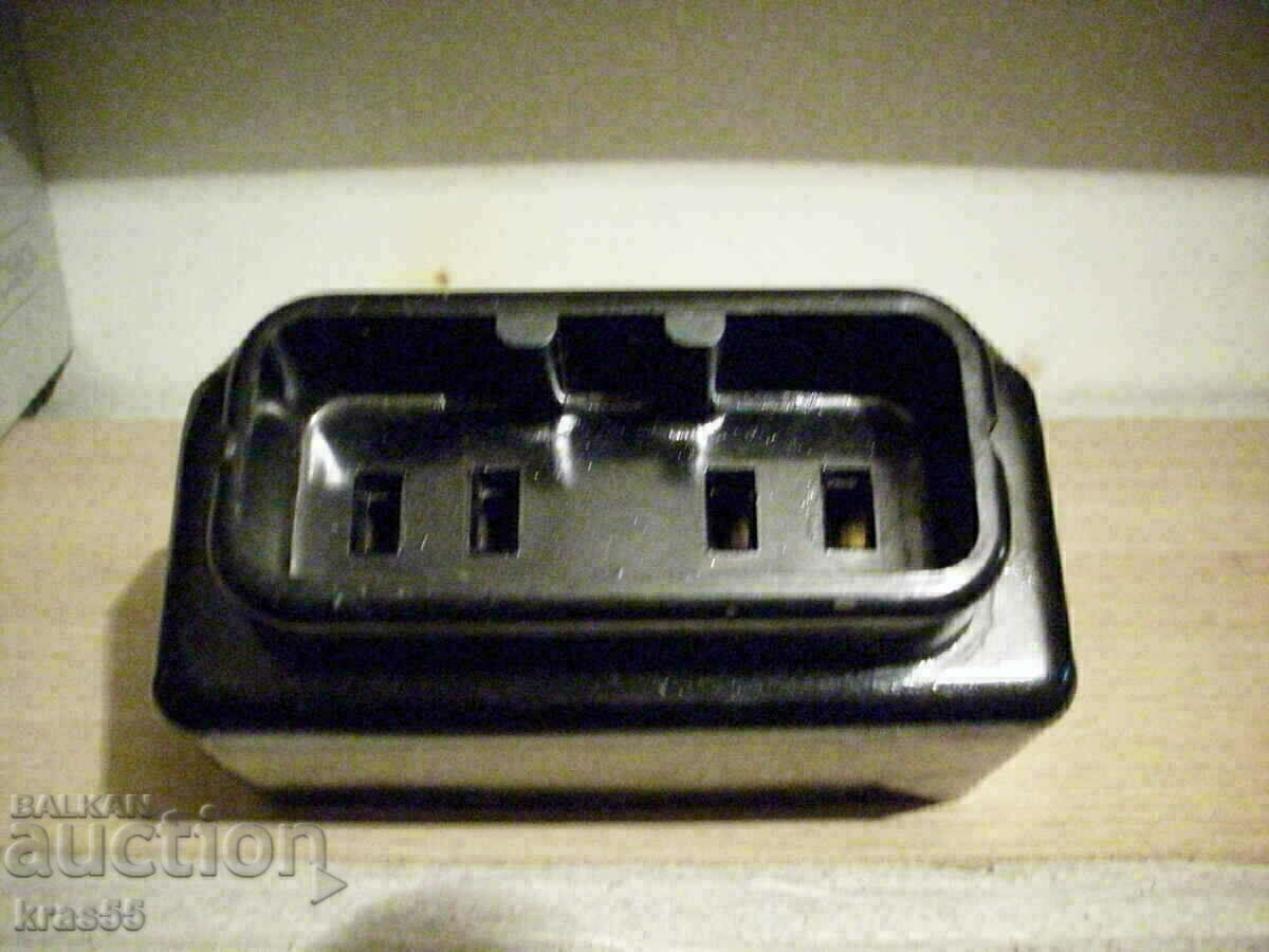 Delivery of Contact; plug Delivery of Contact; plug