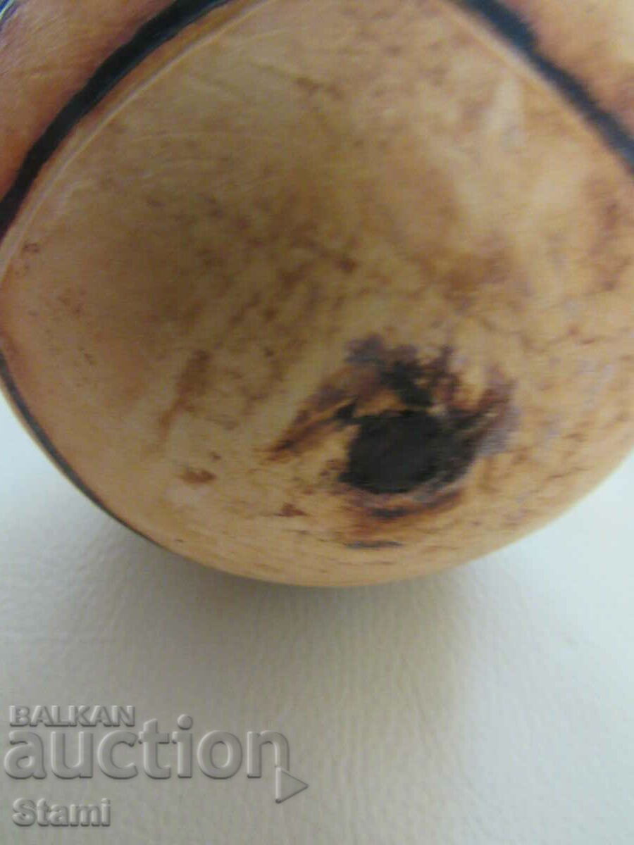 Auction  Maroon from the monkey balls