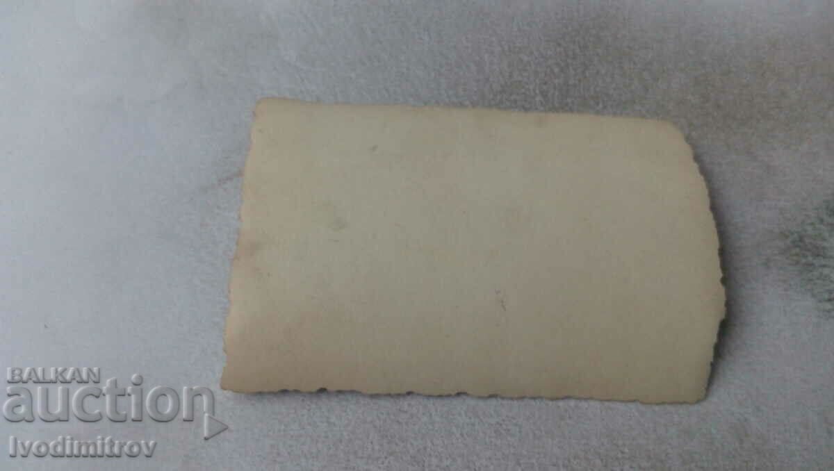 Photo Group of men under a tree in the street with price 1.35 BGN | € 0.69 Photo Group of men under a tree in the street with price 1.35 BGN | € 0.69