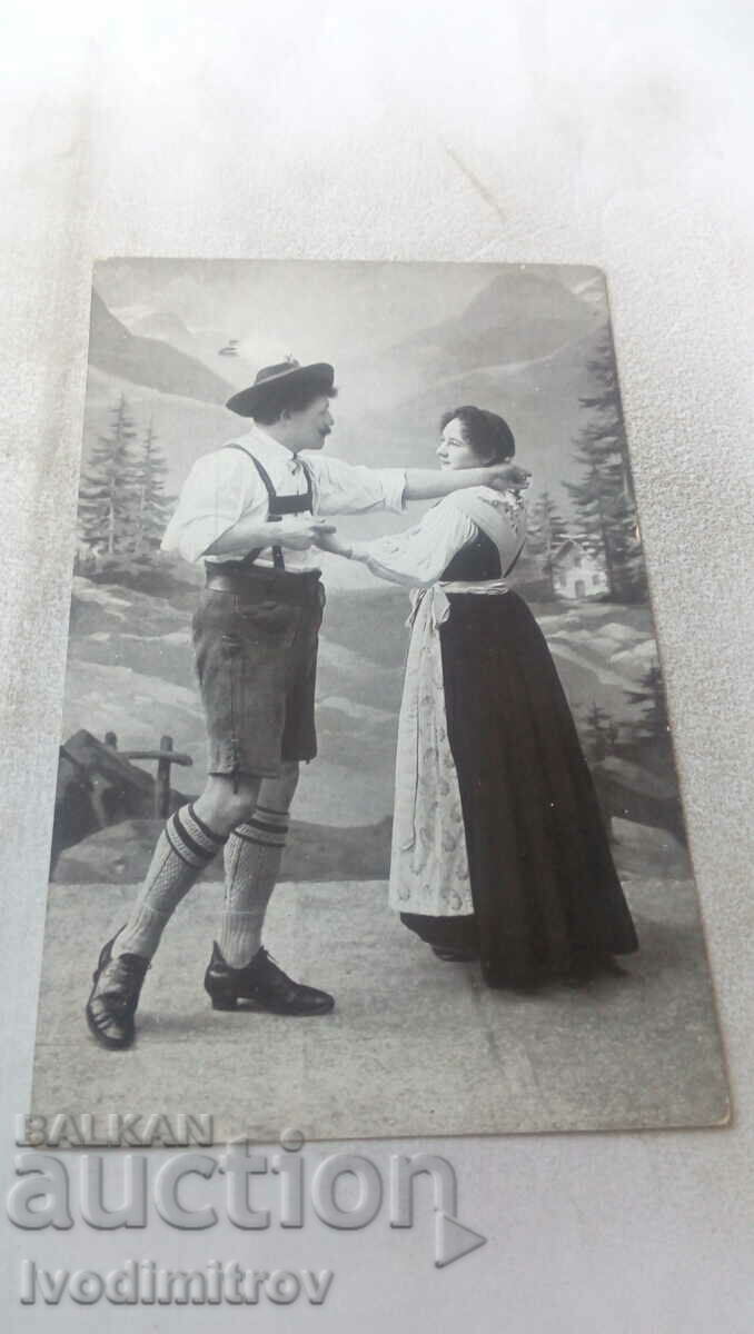 Salzburger Almtanz postcard
