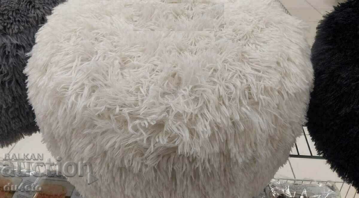 Livrarea Puf gonflabil pentru scaun 38x20cm până la 100 kg. Alb gri