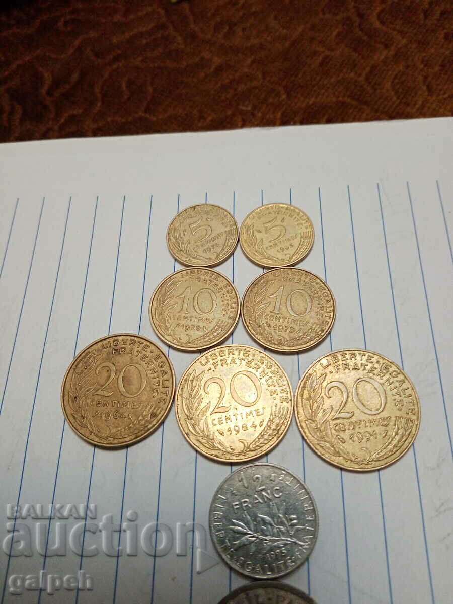 FRANTA LOT MIX DE MONEDE - 15 buc. - 6 BGN cu preț 6.00 BGN | € 3.07 FRANTA LOT MIX DE MONEDE - 15 buc. - 6 BGN cu preț 6.00 BGN | € 3.07