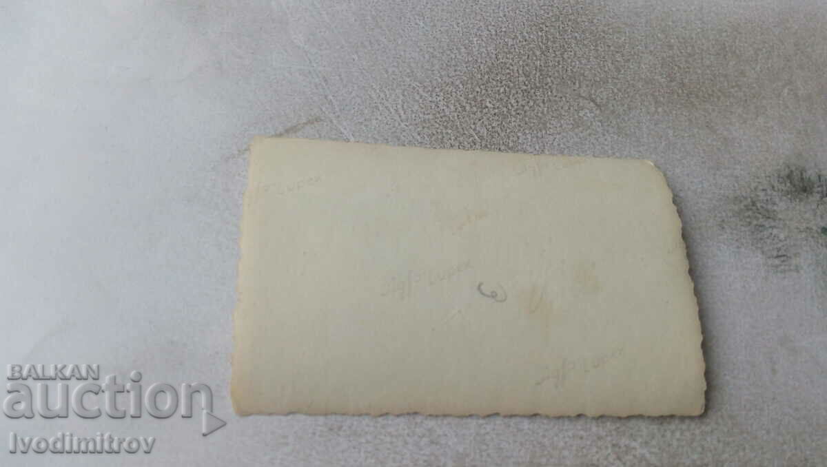 Photo Five young people on a ship with price 0.85 BGN | € 0.43 Photo Five young people on a ship with price 0.85 BGN | € 0.43