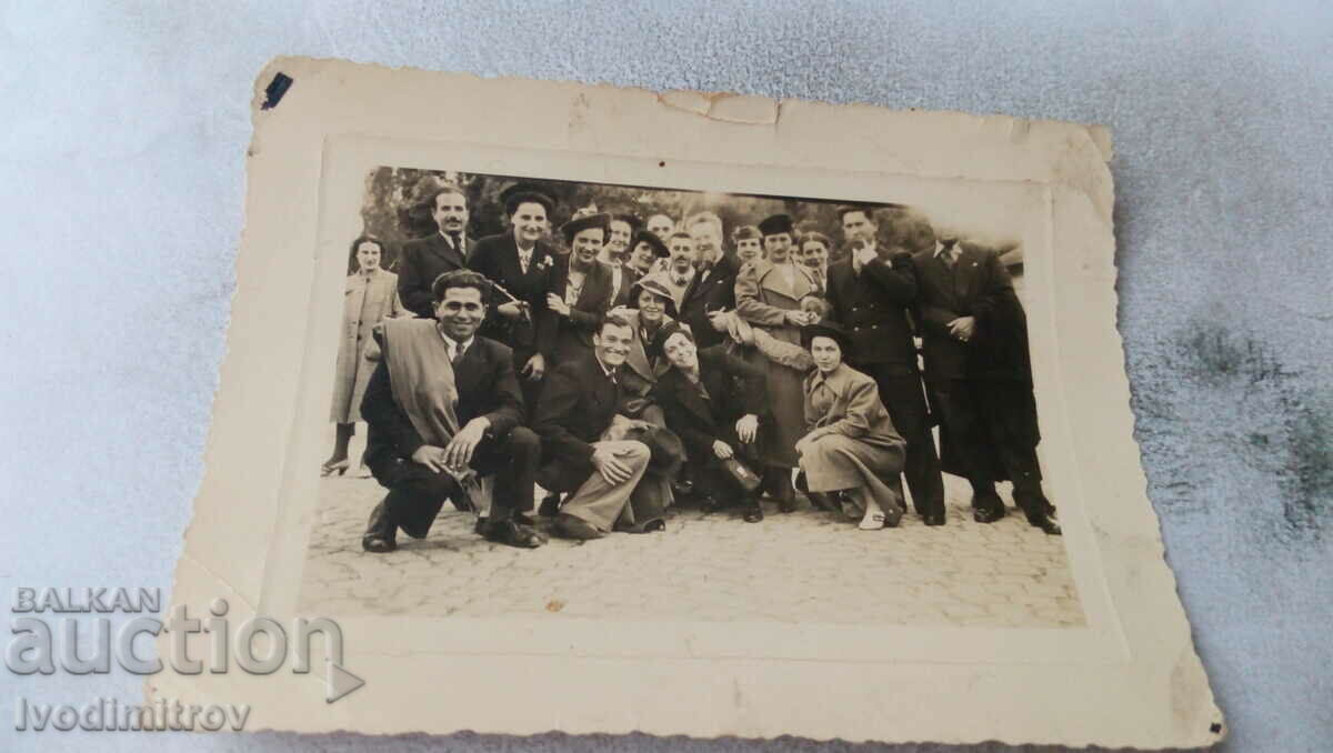 Photo Boyana Men and women on the street 1938
