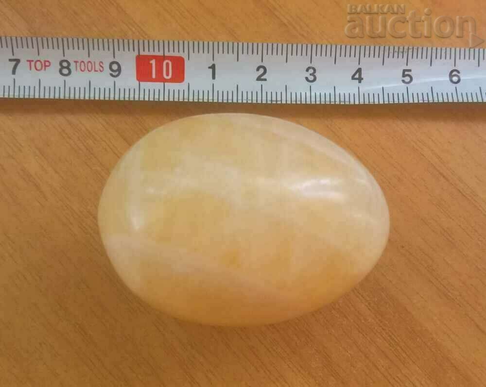 Μεταλλική πέτρα μεγάλος αβγό Ασβεστίτης