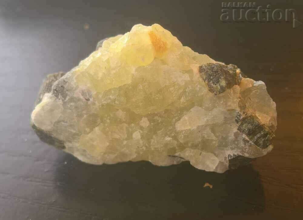 Ορυκτή πέτρα πρενίτη