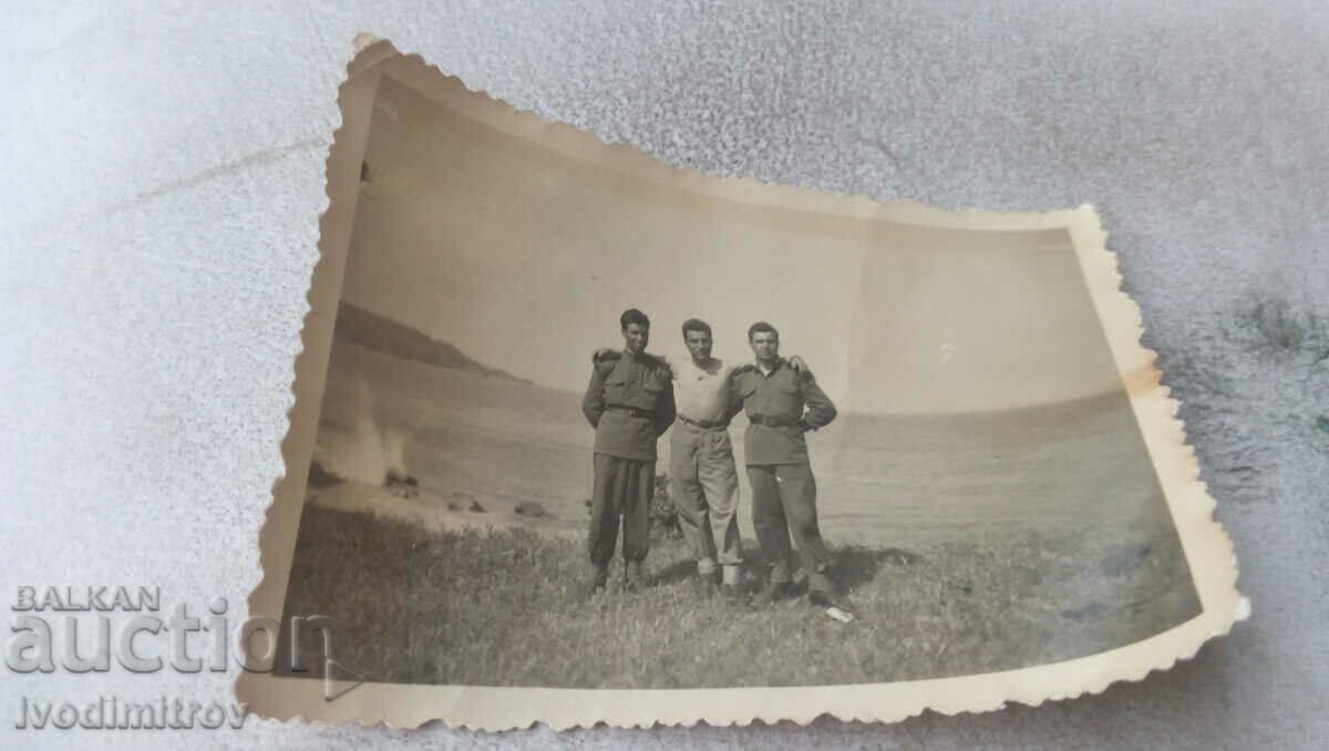 Φωτογραφία Τρεις στρατιώτες