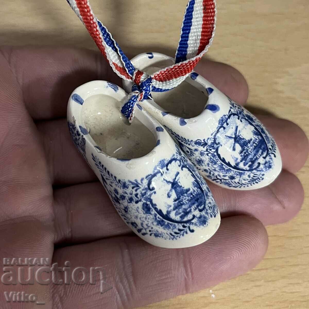Холандски порцеланови чехли