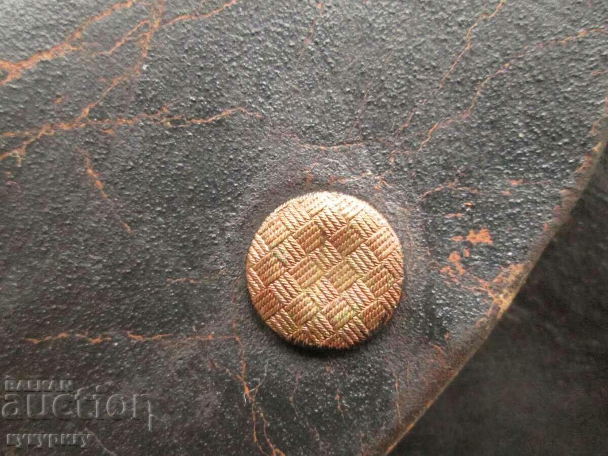 Стар кожен кобур с цена 40.00 лв. | € 20.45