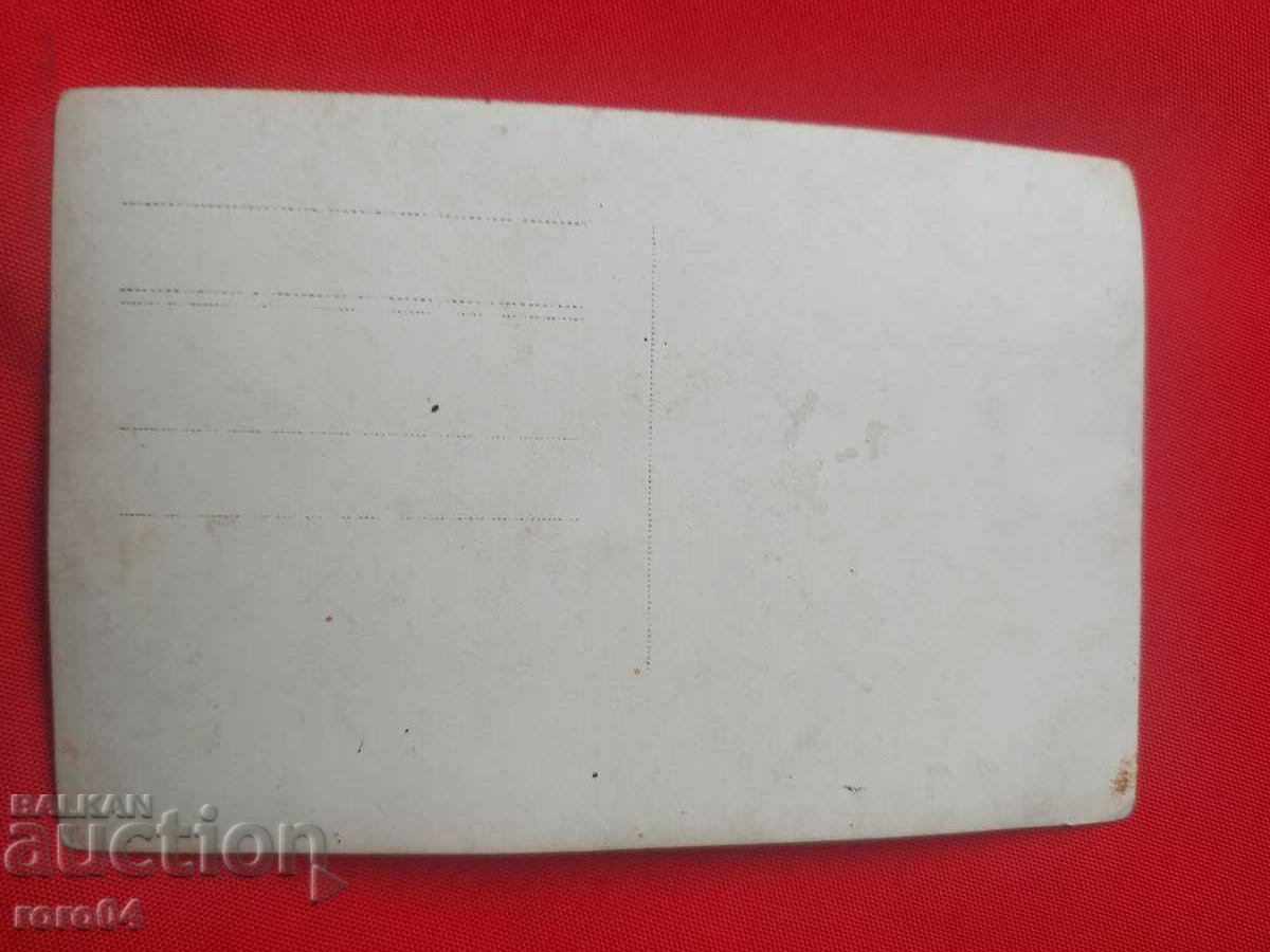 CHILDREN - COSTUMES - DRESSES - 5