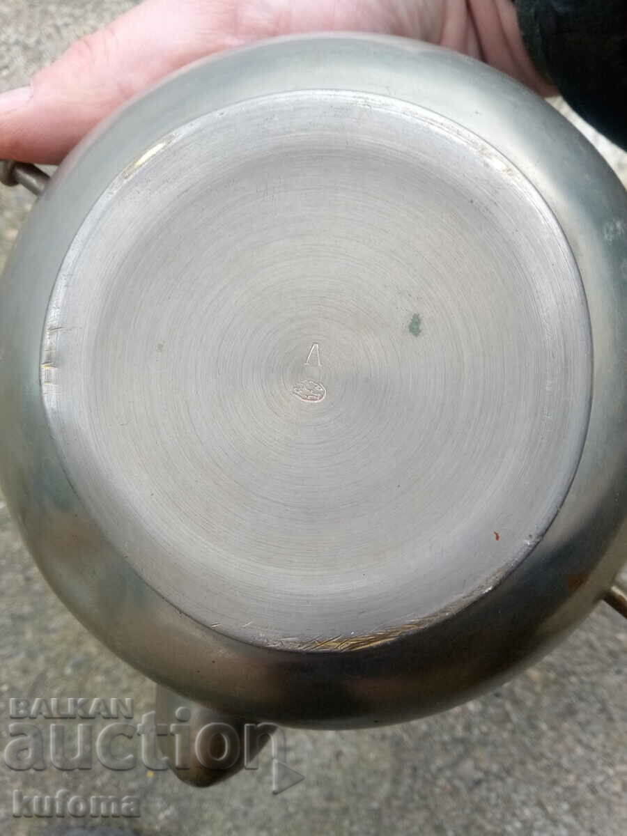 Delivery of English brass kettle