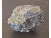 Минерал камък Хейландит