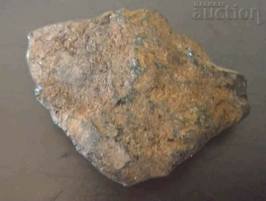 Μεταλλική πέτρα Τουρμαλίνη μαύρη