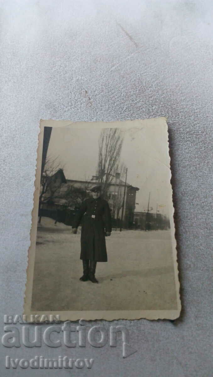 Photo Soldier in the snow in winter