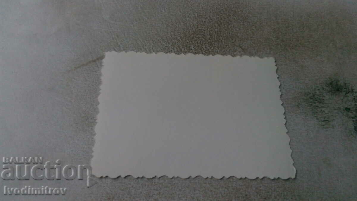 Φωτογραφία Άνδρες και γυναίκες στα βράχια με τιμή 0.65 BGN | € 0.33 Φωτογραφία Άνδρες και γυναίκες στα βράχια με τιμή 0.65 BGN | € 0.33