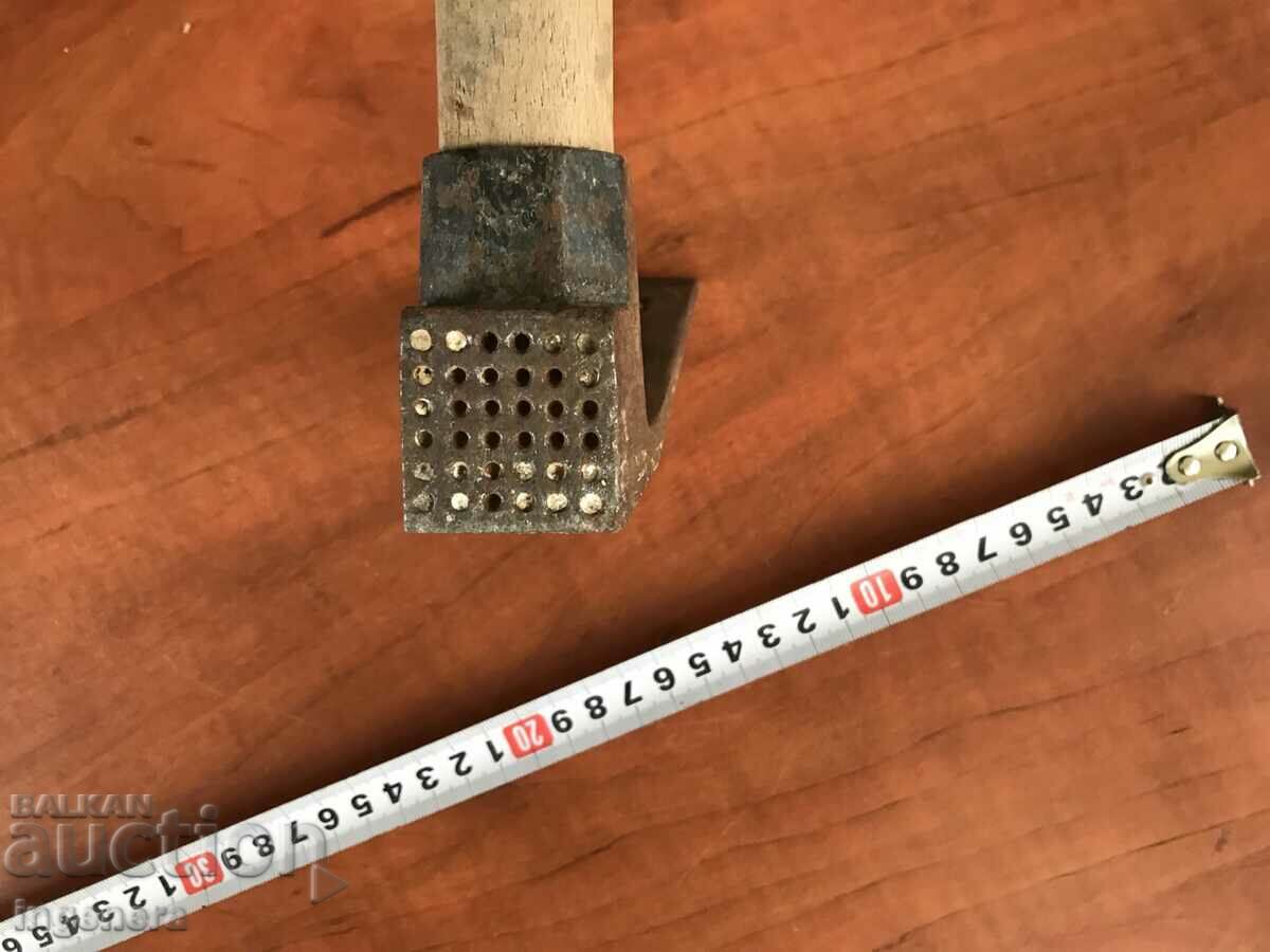 TESLA TOOL WITH WOODEN HANDLE - 5 TESLA TOOL WITH WOODEN HANDLE - 5