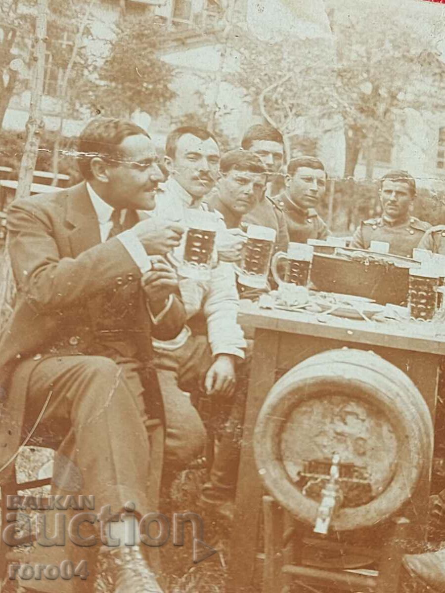 Auction MILITARY - KEG - BEER - MUG - WW I Auction MILITARY - KEG - BEER - MUG - WW I