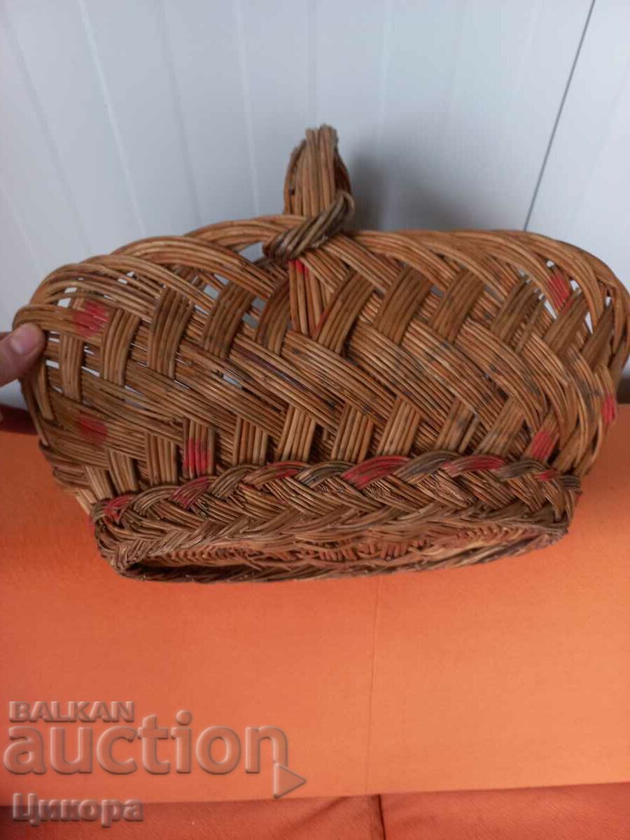 Delivery of OLD PANER WICKED BASKET 3 Delivery of OLD PANER WICKED BASKET 3