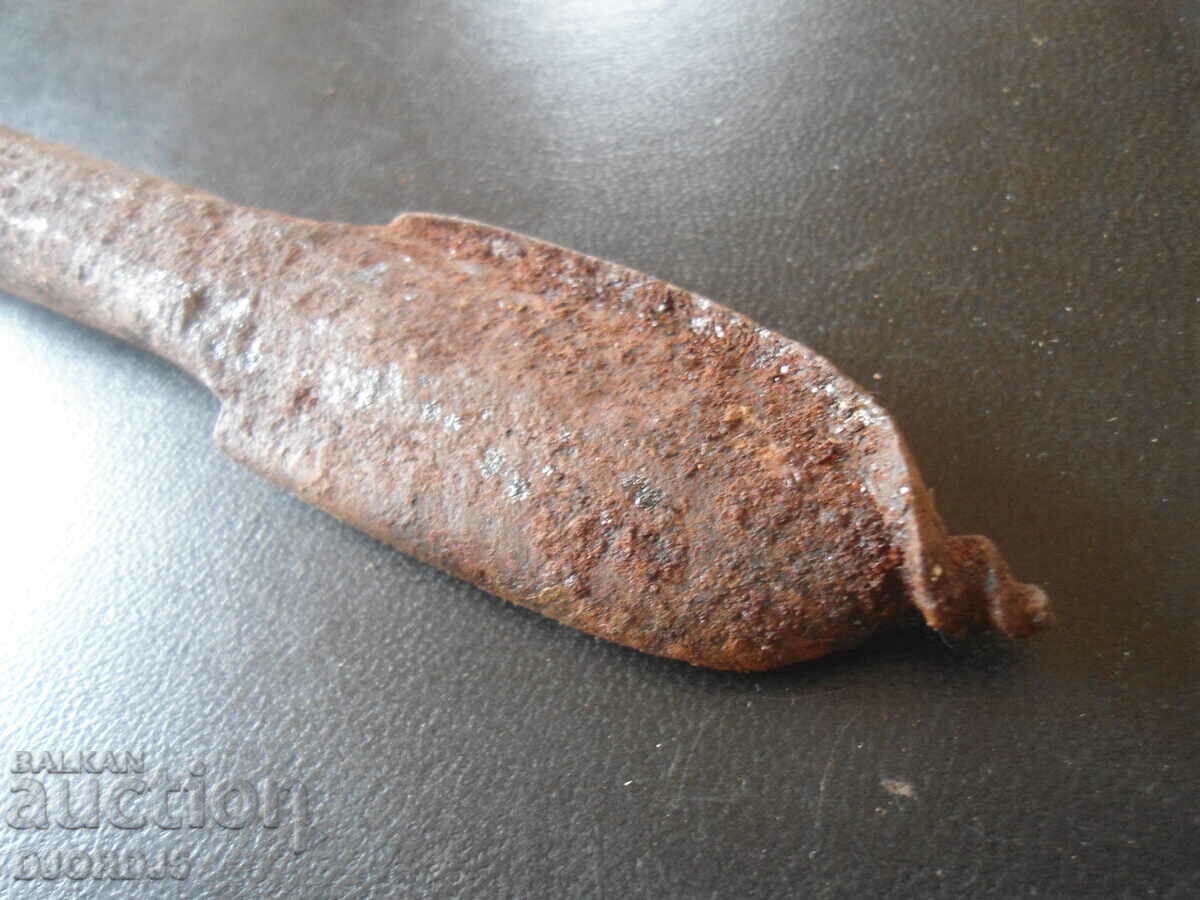 Old drill, chipping with price 3.00 BGN | € 1.53 Old drill, chipping with price 3.00 BGN | € 1.53