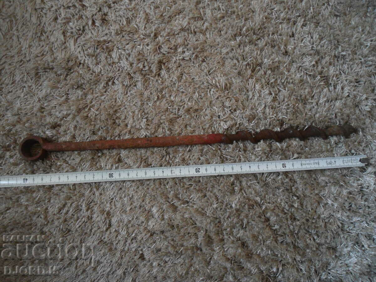 Old drill, chipping - 5 Old drill, chipping - 5