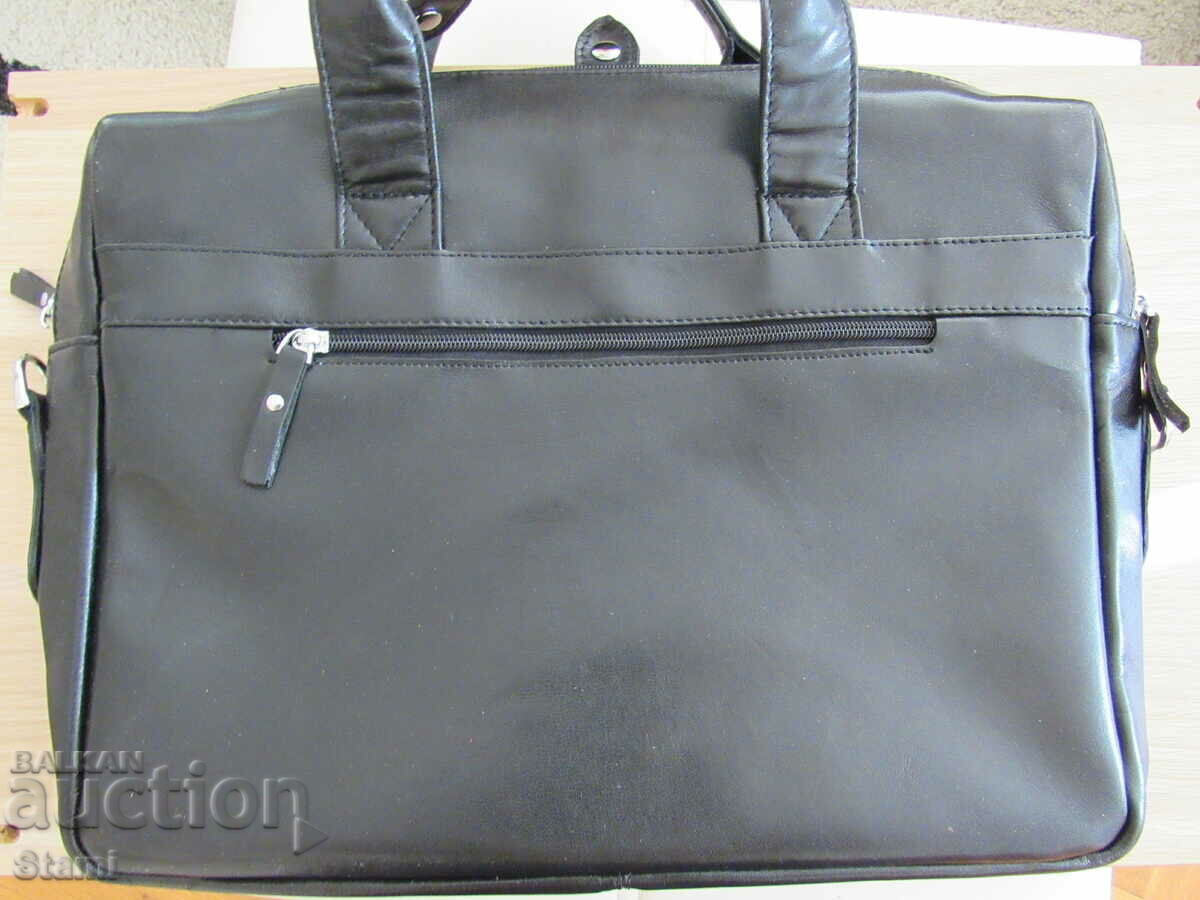 Чанта за лаптоп от естествена кожа в черно, нова