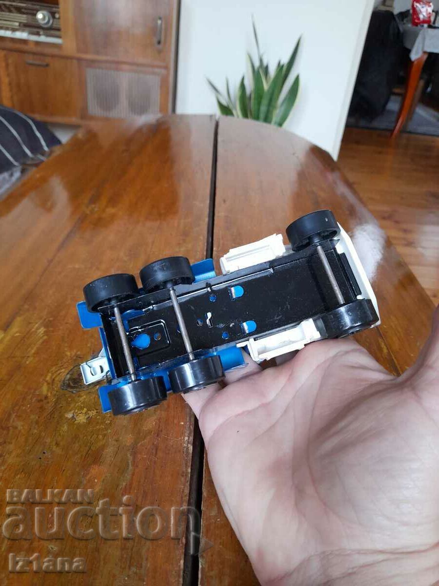 Παλαιό φορτηγό MIR - 6