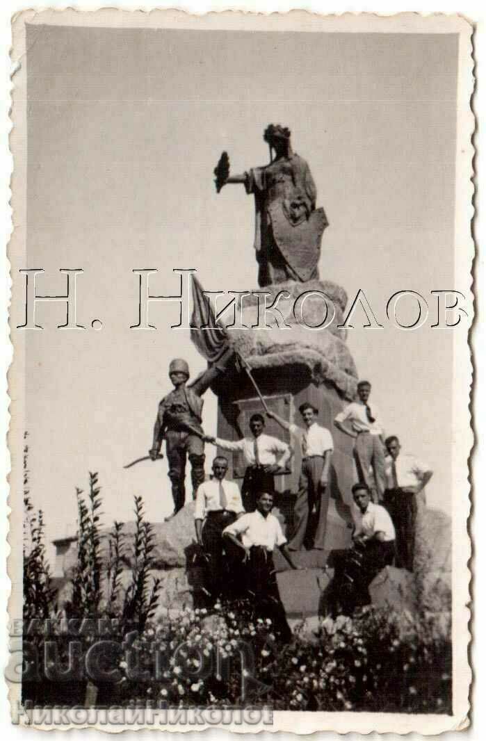 SMALL OLD PHOTO SVISHTOV MONUMENT CZAR SOVOBODITEL G043 SMALL OLD PHOTO SVISHTOV MONUMENT CZAR SOVOBODITEL G043