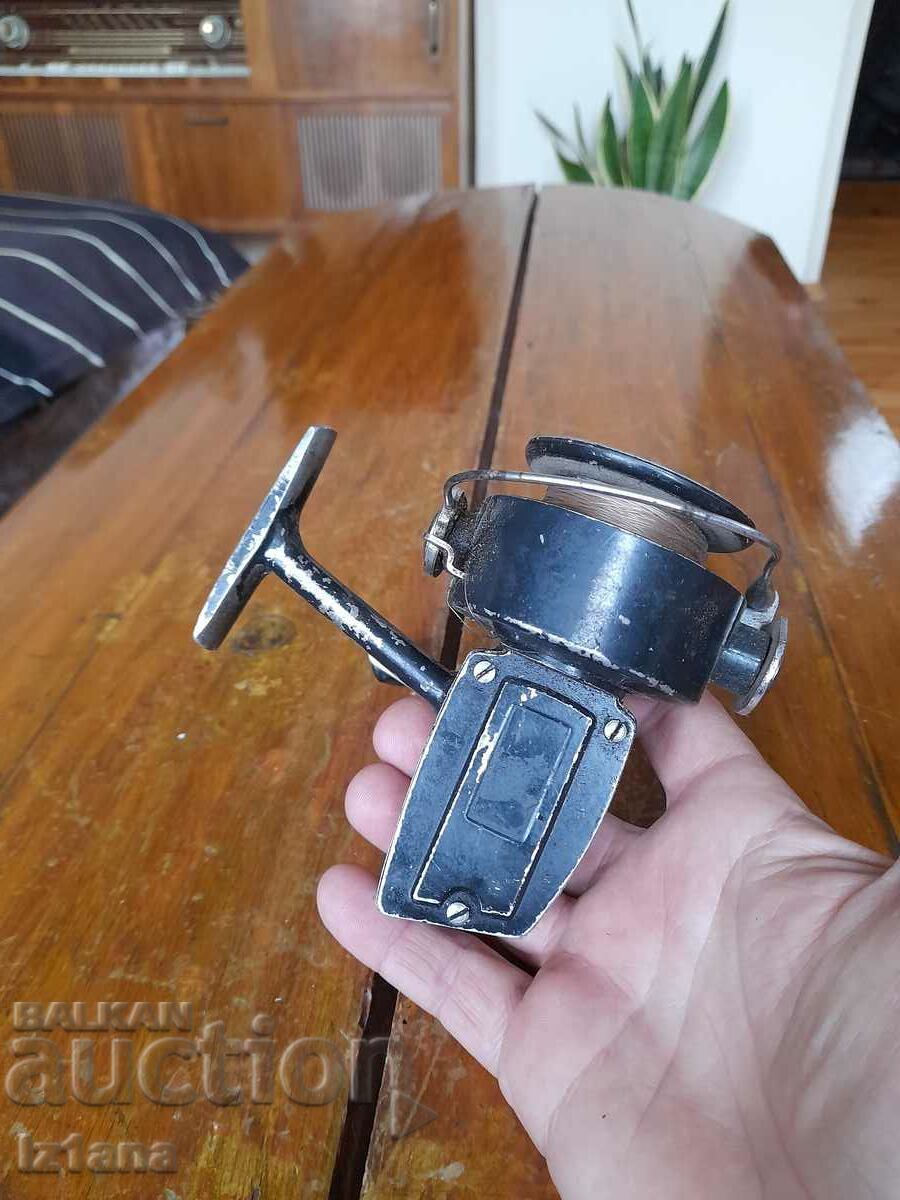 Livrarea Mulinetă veche de pescuit Livrarea Mulinetă veche de pescuit