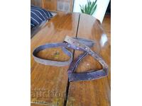 Curea veche de piele, curea de pușcă