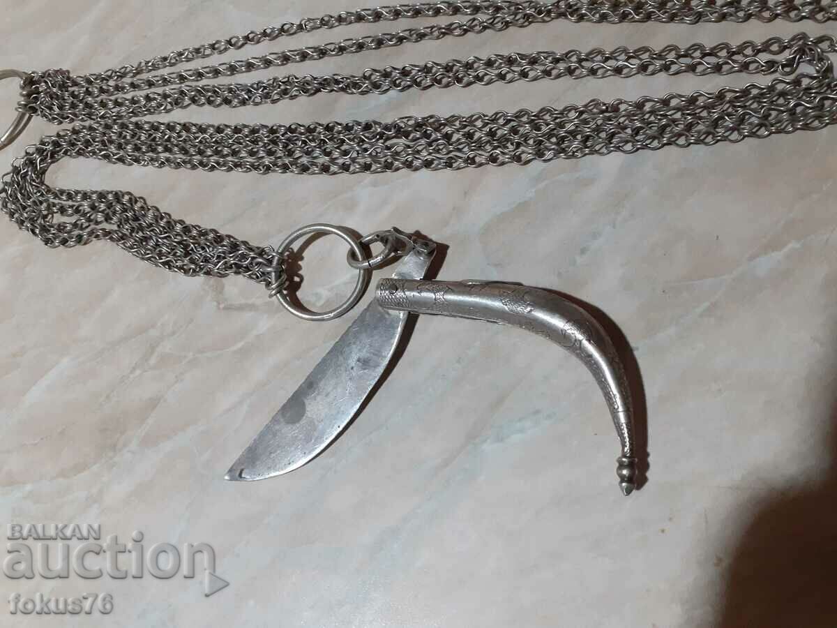 Livrarea Un custek mare de argint otoman cu cuțit de buzunar