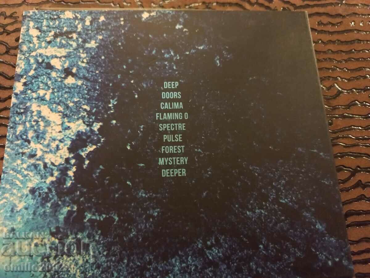 Auction  Audio CD Saturated pixels