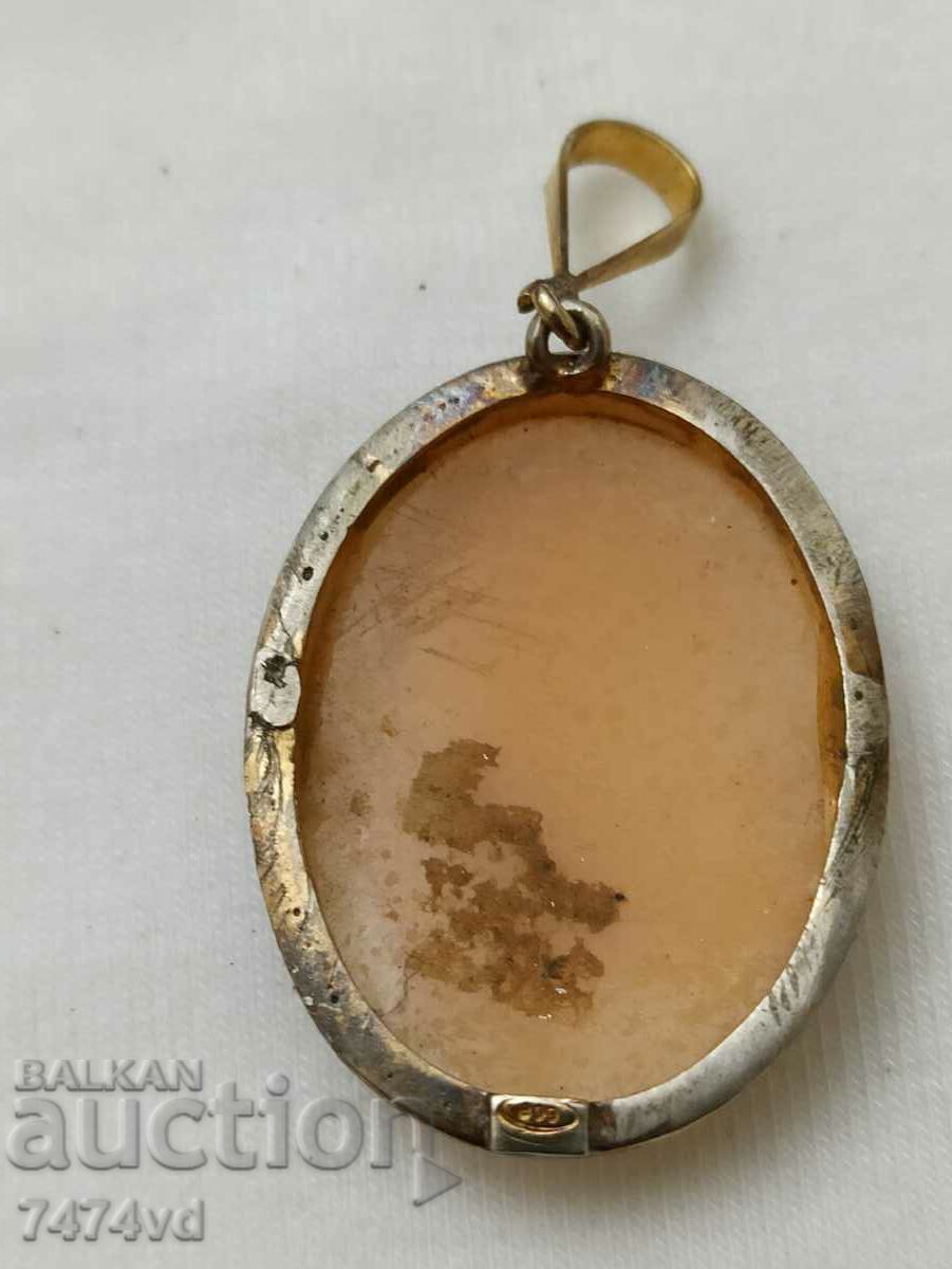Delivery of Silver old medallion-cameo - silver with gilding, marking Delivery of Silver old medallion-cameo - silver with gilding, marking