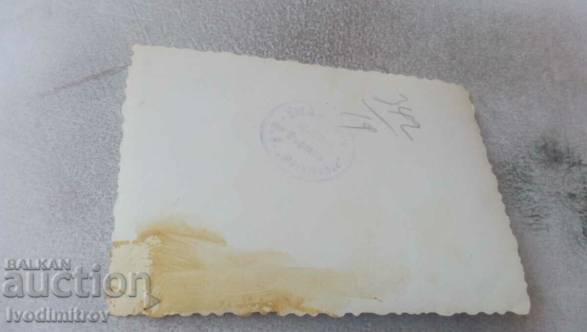 Photo Varshets Men in the park in front of the Mineral bath with price 1.15 BGN | € 0.59 Photo Varshets Men in the park in front of the Mineral bath with price 1.15 BGN | € 0.59