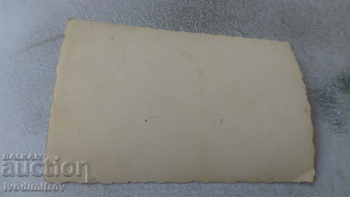 Photo Men and women with rockers with copper cauldrons with price 1.75 BGN | € 0.89 Photo Men and women with rockers with copper cauldrons with price 1.75 BGN | € 0.89