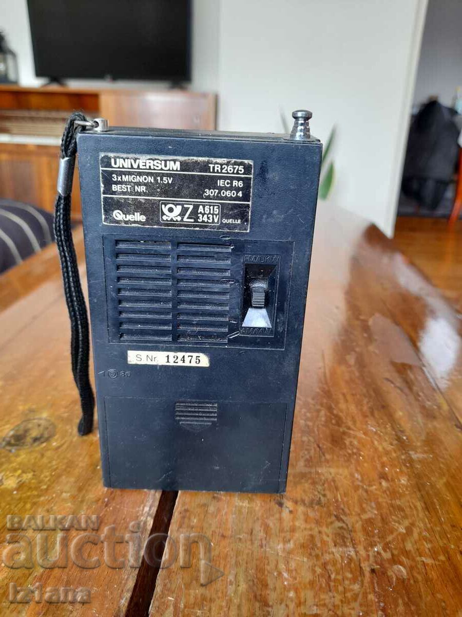 Auction Old radio, Universum radio Auction Old radio, Universum radio