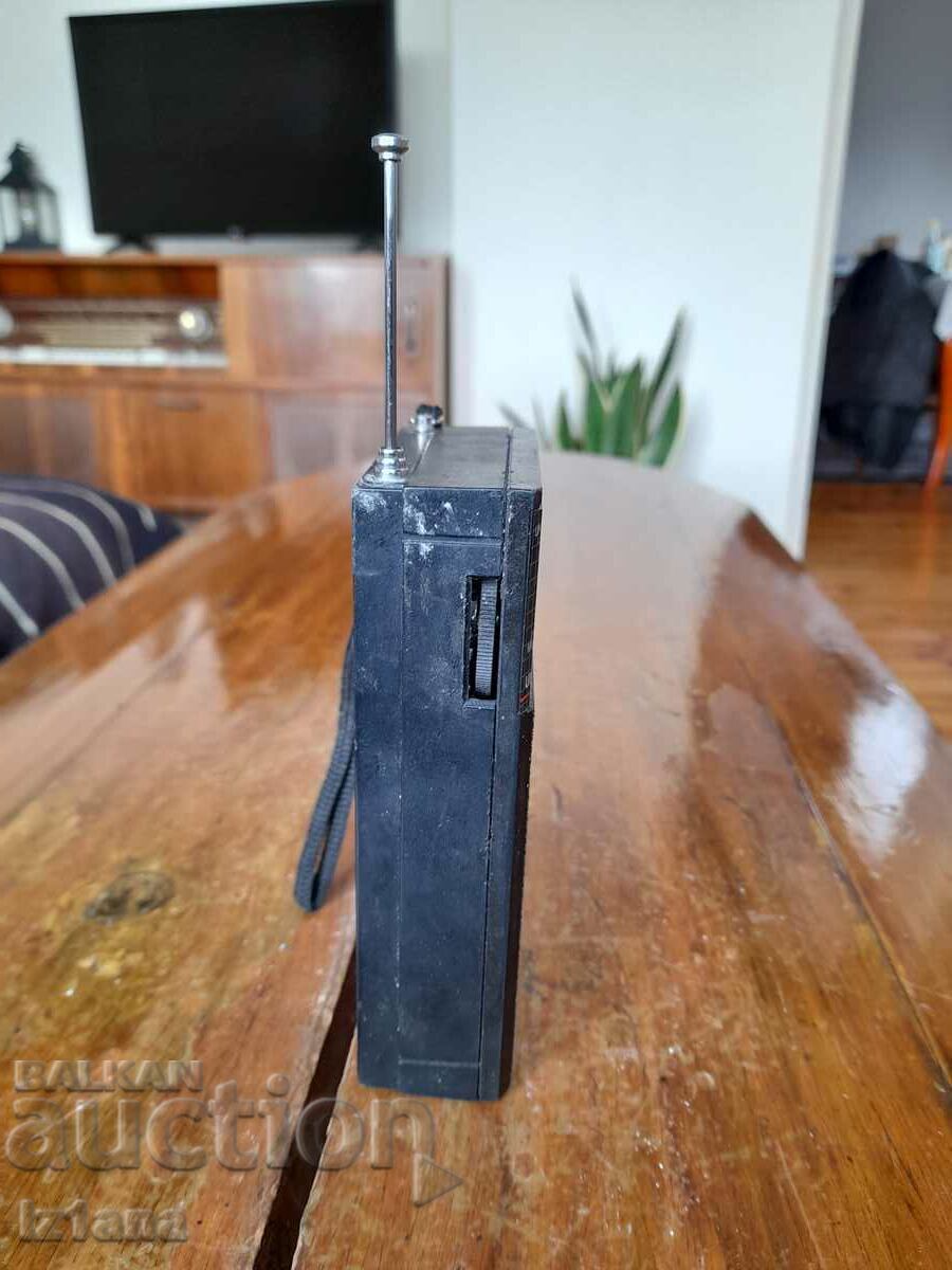 Delivery of Old radio, Universum radio Delivery of Old radio, Universum radio