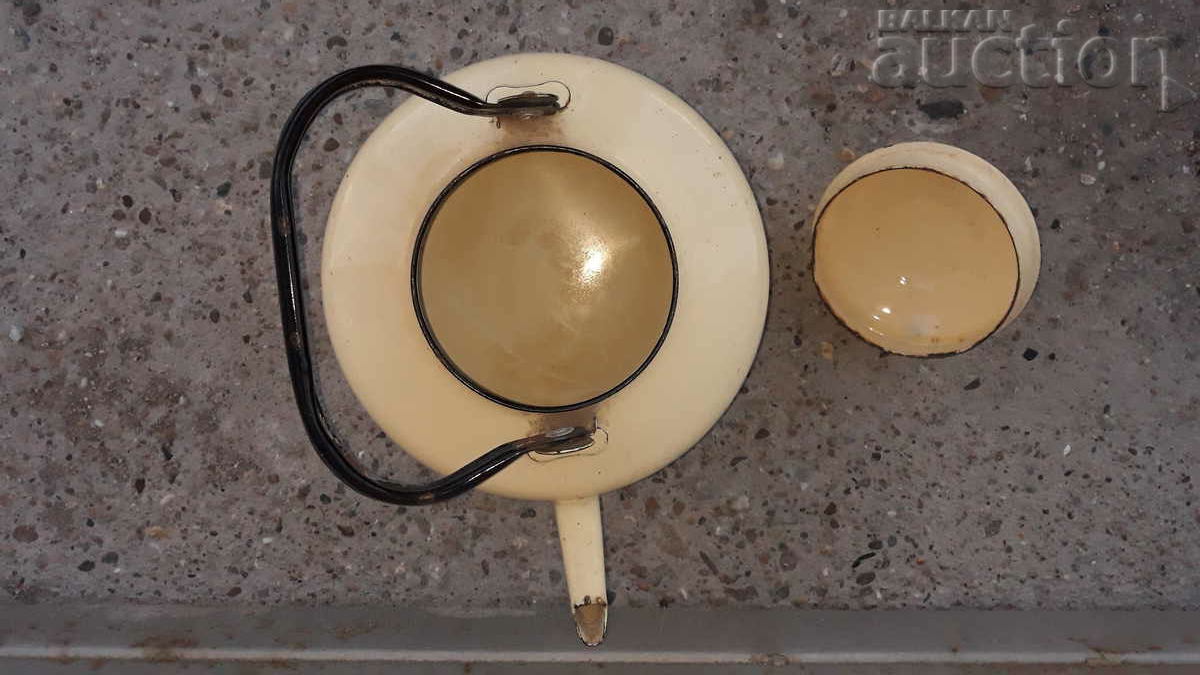 large enamel cream teapot retro vintage - 5 large enamel cream teapot retro vintage - 5