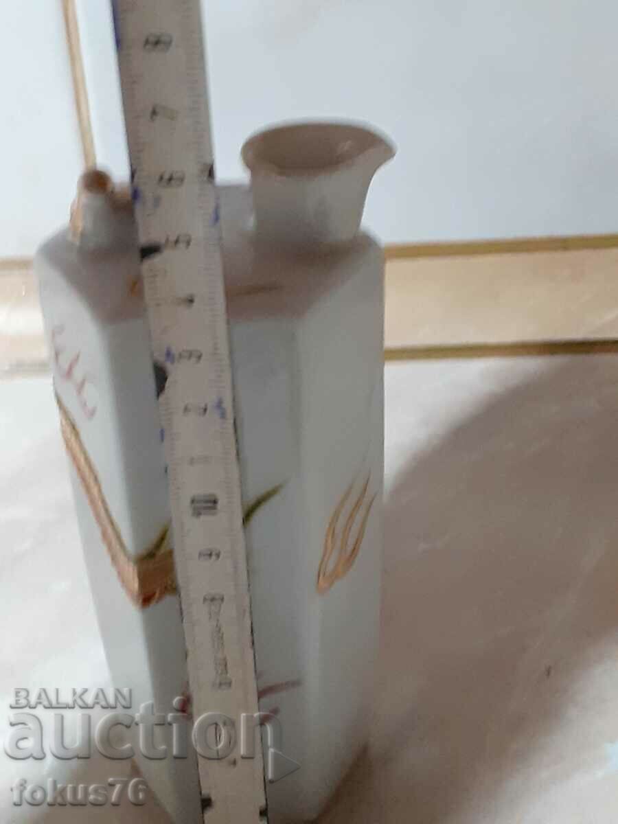 Old Japanese playing sake jug hand painted porcelain - 7 Old Japanese playing sake jug hand painted porcelain - 7