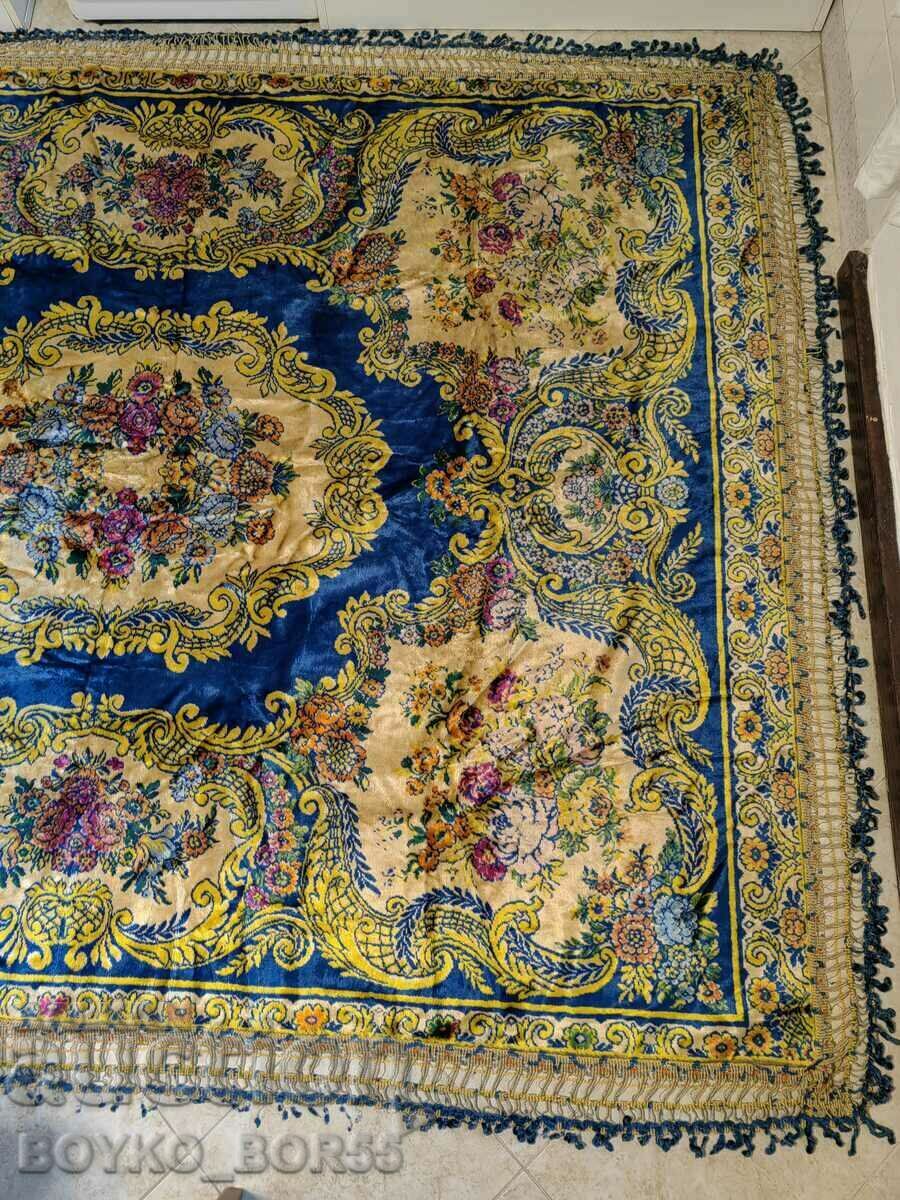 Antique Plush Bedspread 235/200 With Fringe with price 150.00 BGN | € 76.69 Antique Plush Bedspread 235/200 With Fringe with price 150.00 BGN | € 76.69